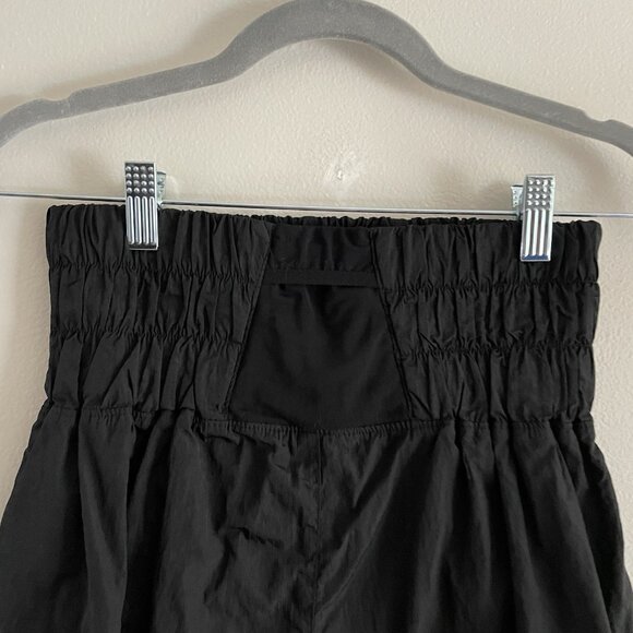 FP Movement Women M Black Smocked High-Rise Lined The Way Home Running Shorts - Picture 8 of 11